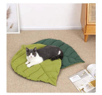 Leaf-Shaped Cat Bed Mat